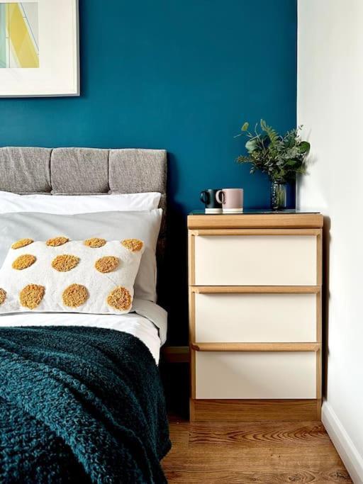 6 Guests House Old Trafford,Media City,City Centre, Free Parking Manchester Eksteriør bilde